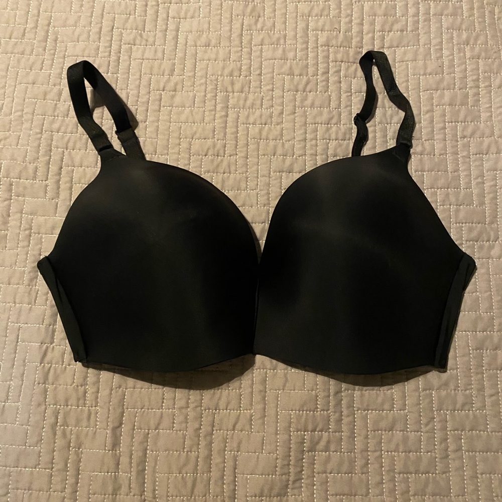 NWOT Victoria’s Secret wireless bra